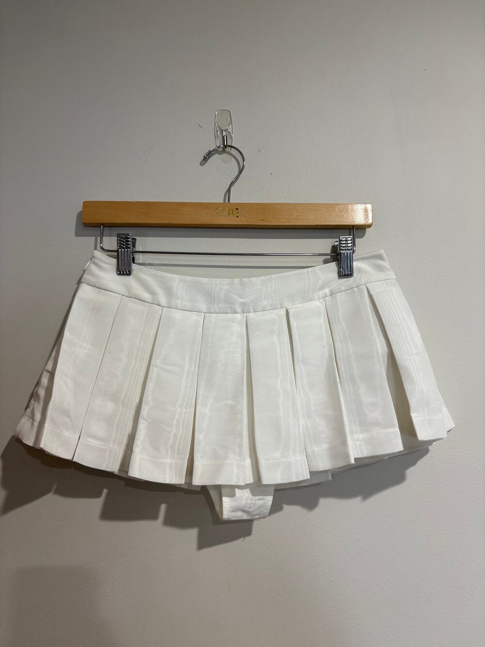 NWT Kim Shui Low Rise Side Zip Pleated Micro Skort White Women's Size Small